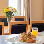 דירה 304 - The Harbour View By Shortstays
