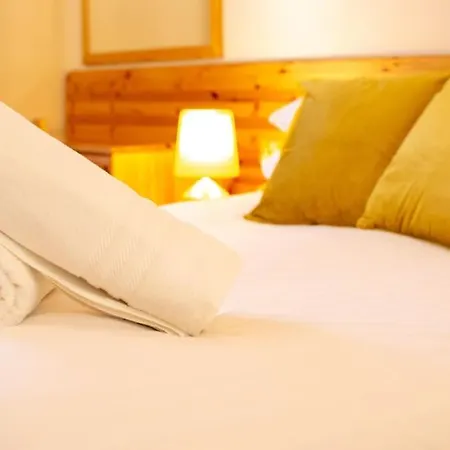 304 - The Harbour View By Shortstays