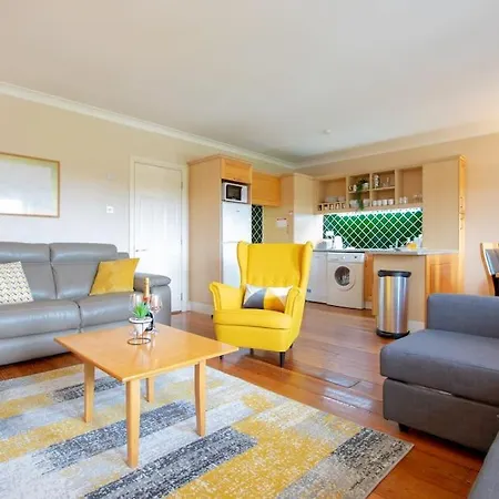 304 - The Harbour View By Shortstays Apartment Westport